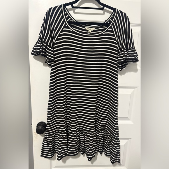 Max Studio Dresses & Skirts - NWT Max Studio Striped Striped Dress Size Small